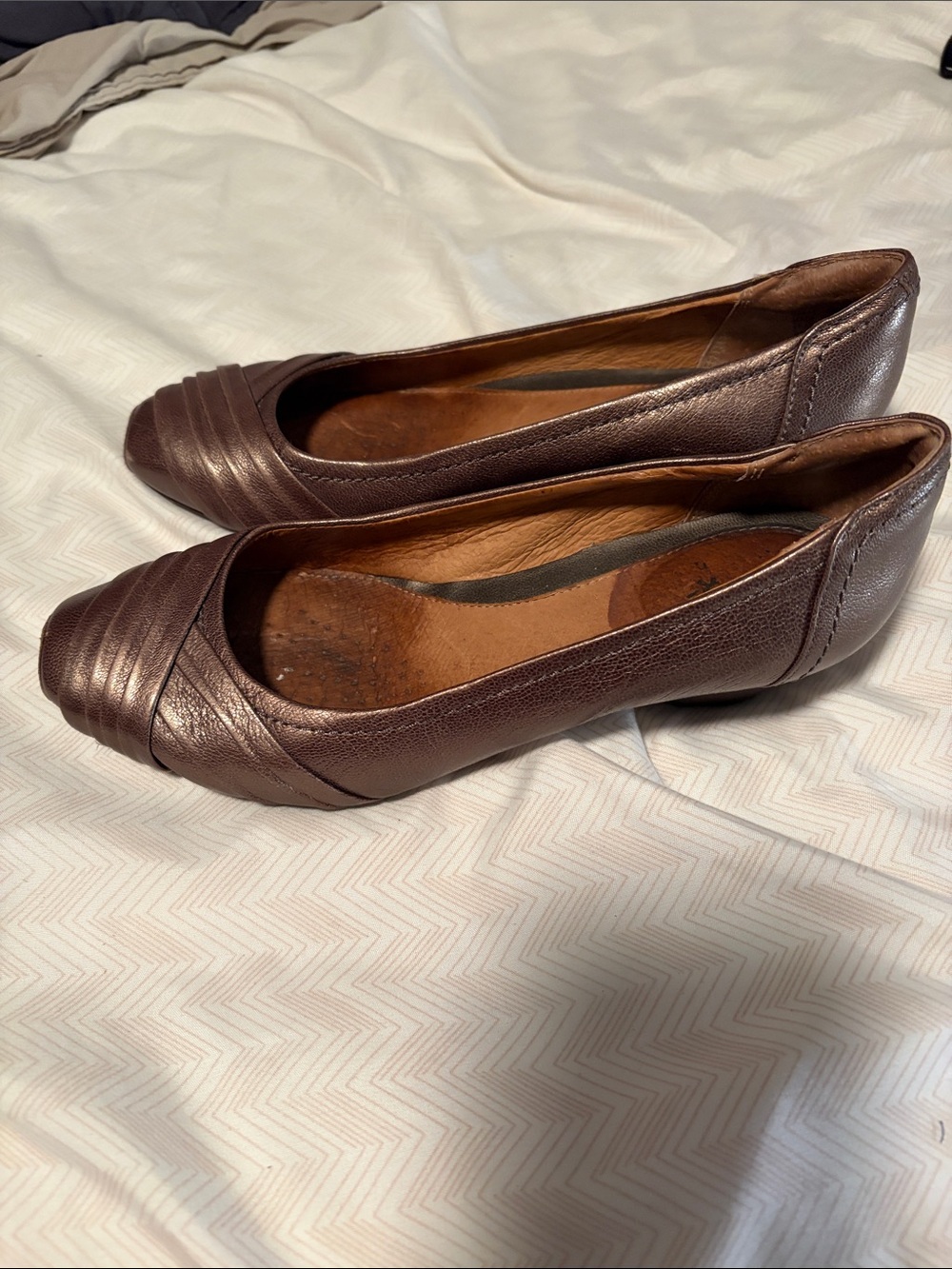 Clark’s Metallic Brown Leather Wedges - 5